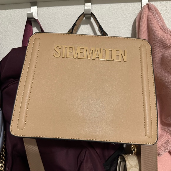 Steve Madden Handbags - Steve Madden Purse